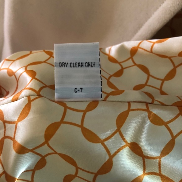 Long, White Fall/Winter Coat - Picture 4 of 5